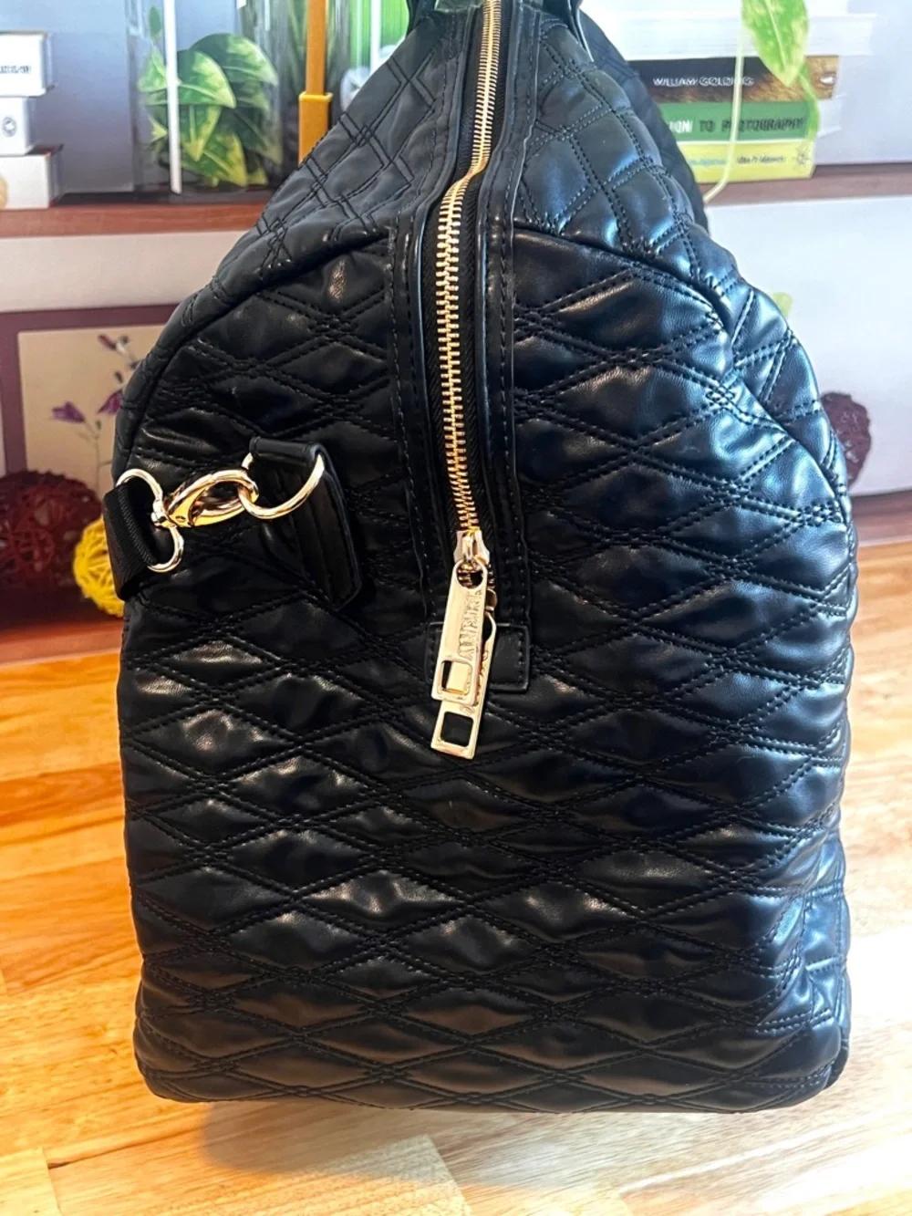 DKNY Black Quilted Duffel Bag Travel Weekender - Picture 3 of 16